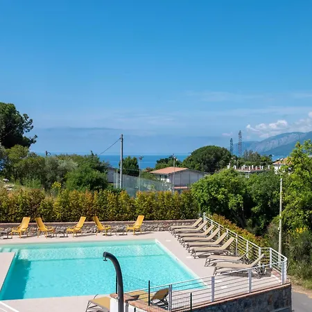 Magarella Aparthotel *